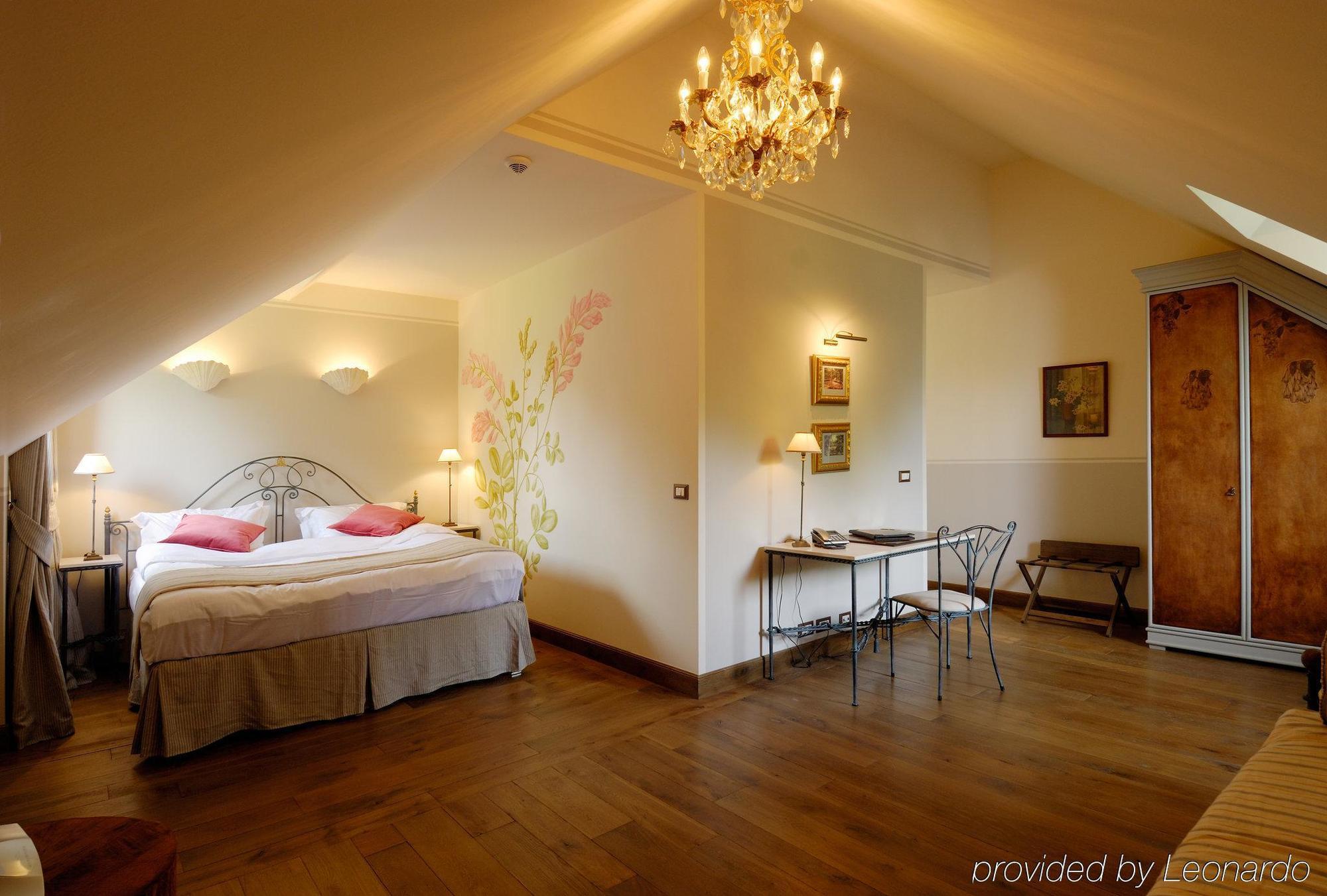 Chateau Mcely Rom bilde