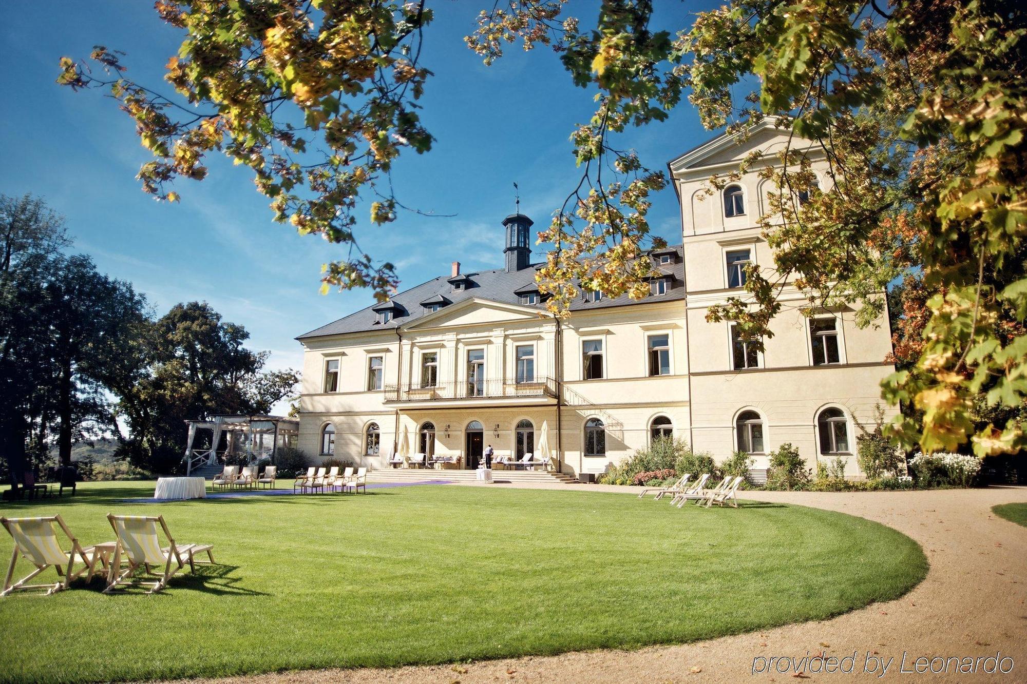 Chateau Mcely Eksteriør bilde
